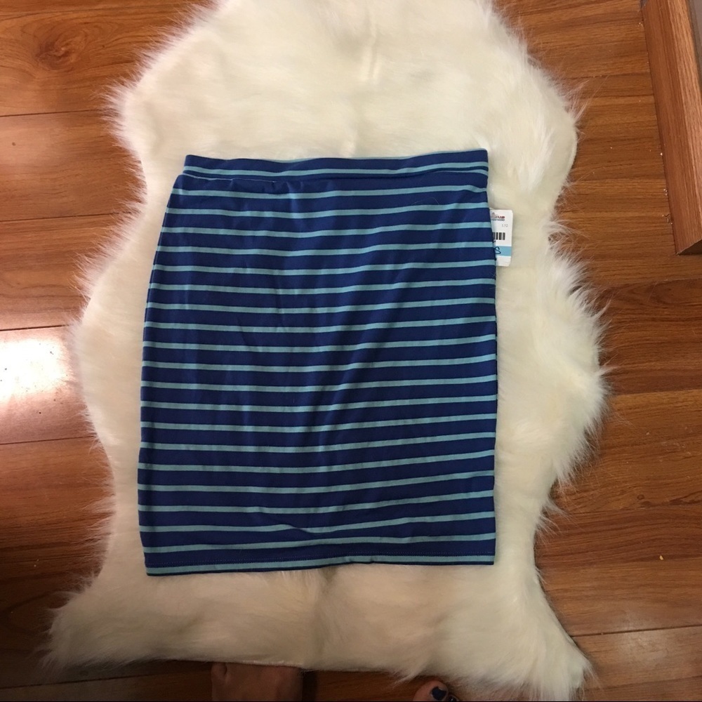 Eyeshadow skirt size small - Picture 3 of 5
